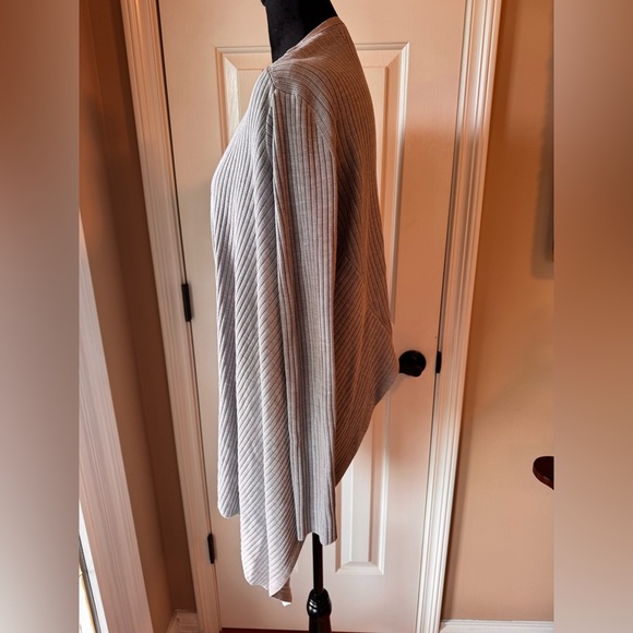 Athleta Light Gray Wool blend Solstice Wrap Cardigan - Picture 11 of 12